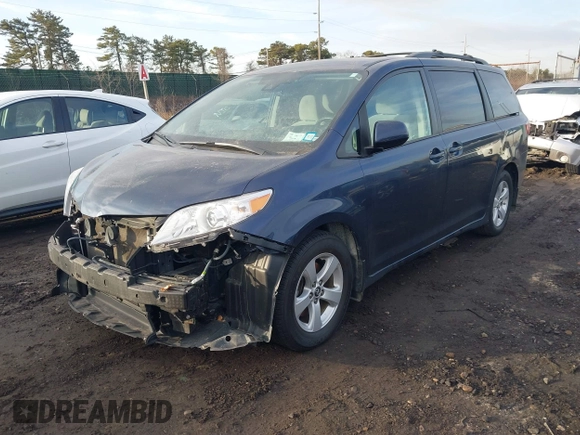 2020 Toyota Sienna LE Auto Access Seat with VIN 5TDKZ3DC4LS050616, listed as a IAAI auction lot 41412876 with 91,525 mi miles. Bid and sale history available at carsss.com. Image 2.