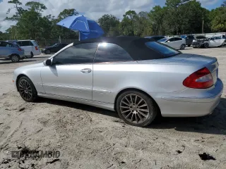 2007 Mercedes-Benz CLK 350 with VIN WDBTK56F27F208807, listed as a Copart auction lot 76954644 with 95,775 mi miles and Salvage Title. Bid and sale history available at DreamBid. Image 2.