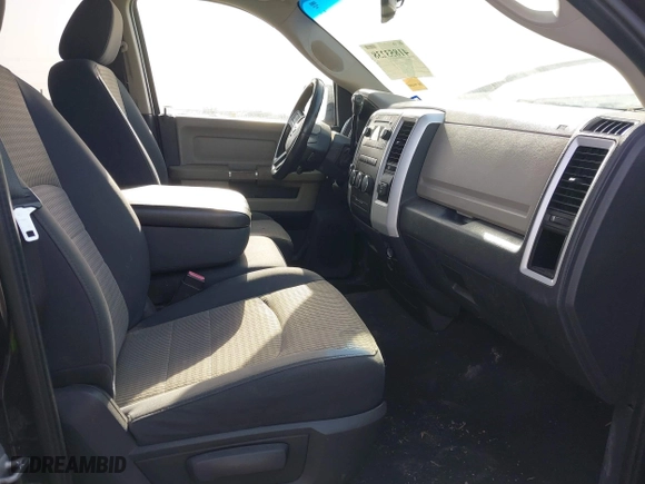 2009 Dodge Ram 1500 SLT with VIN 1D3HV18PX9S768203, listed as a IAAI auction lot 41853238 with 271,536 mi miles. Bid and sale history available at carsss.com. Image 5.