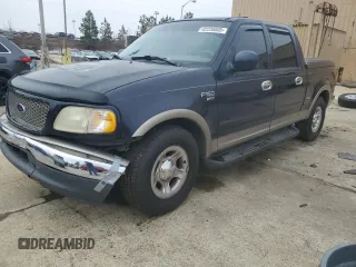 2001 Ford F-150 SuperCrew XLT with VIN 1FTRW07L61KB38458, listed as a Copart auction lot 42226805 with 0 mi miles and Salvage Title. Bid and sale history available at carsss.com. Image 1.