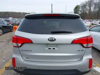 2015 Kia Sorento EX with VIN 5XYKU4A74FG582171, listed as a IAAI auction lot 41609620 with 159,502 mi miles. Bid and sale history available at carsss.com. Image 16.