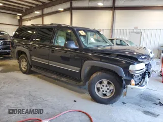 2002 Chevrolet Suburban LS with VIN 3GNEC16Z32G187474, listed as a Copart auction lot 88990565 with 277,377 mi miles and Salvage Title. Bid and sale history available at carsss.com. Image 4.