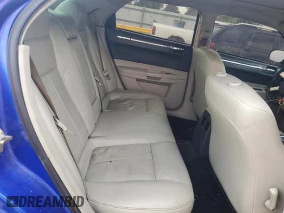 2006 Chrysler 300 Touring with VIN 2C3KK53G76H374753, listed as a Copart auction lot 73016394 with 205,439 mi miles and Clean Title. Bid and sale history available at carsss.com. Image 10.