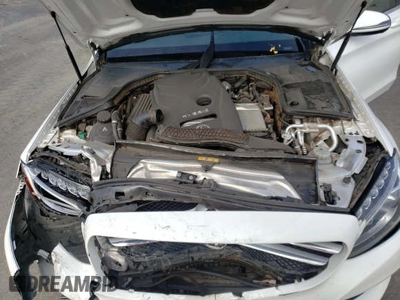 2018 Mercedes-Benz C 350e with VIN 55SWF4HB9JU255561, listed as a Copart auction lot 44701353 with 70,881 mi miles and . Bid and sale history available at DreamBid. Image 12.