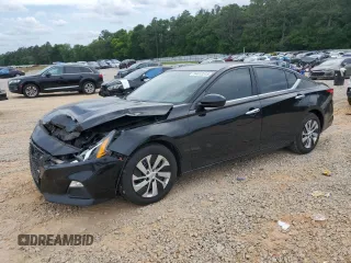 2019 Nissan Altima S z VIN 1N4BL4BV2KC123953, wystawiony jako Copart lot #54612515 z przebiegiem 148 016 mil mil oraz Szkoda całkowita • Salvage title. Historia ofert i sprzedaży dostępna na DreamBid. Obrazek 1.