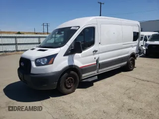 2021 Ford Transit Cargo z VIN 1FTYE1C83MKA39736, wystawiony jako Copart lot #51570694 z przebiegiem 129 972 mil mil oraz Szkoda całkowita • Salvage title. Historia ofert i sprzedaży dostępna na DreamBid. Obrazek 1.