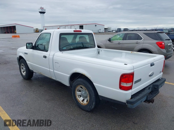 2006 Ford Ranger XL z VIN 1FTYR10U56PA57506, wystawiony jako IAAI lot #42157970 z przebiegiem 144 283 mil mil oraz . Historia ofert i sprzedaży dostępna na DreamBid. Obrazek 3.