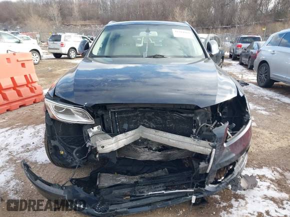 2014 Audi Q5 Premium Plus with VIN WA1LFAFP7EA124297, listed as a IAAI auction lot 41304869 with 109,545 mi miles. Bid and sale history available at carsss.com. Image 12.