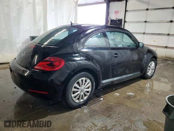 2012 Volkswagen Beetle Entry с VIN 3VWFP7AT2CM645108, выставлен на аукционе Copart как лот 57200665 с пробегом 190 185 миль миль и Списание • Salvage title. История ставок и продаж доступна на DreamBid. Изображение 3.