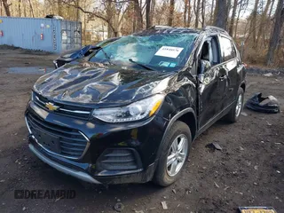 2022 Chevrolet Trax LT with VIN KL7CJPSM1NB565966, listed as a IAAI auction lot 41840576 with 15,590 mi miles. Bid and sale history available at carsss.com. Image 6.