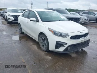 2020 Kia Forte LXS z VIN 3KPF24AD9LE208838, wystawiony jako IAAI lot #42149658 z przebiegiem 160 793 mil mil oraz . Historia ofert i sprzedaży dostępna na DreamBid. Obrazek 1.