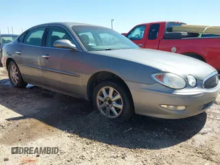 2007 Buick LaCrosse CXL with VIN 2G4WD582071210660, listed as a IAAI auction lot 41819680 with 433,485 mi miles. Bid and sale history available at carsss.com. Image 1.
