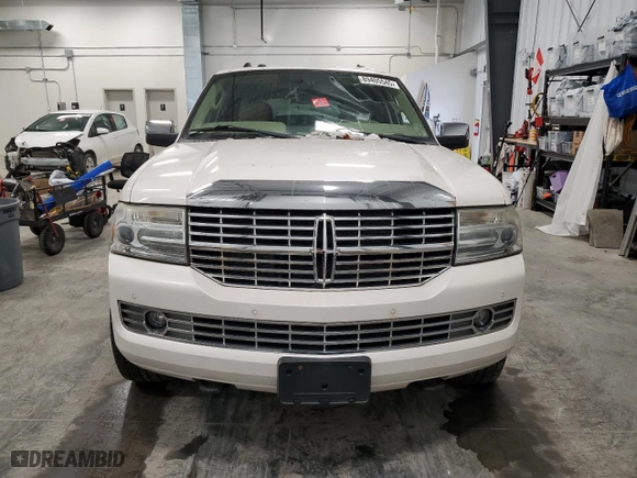 2009 Lincoln Navigator with VIN 5LMFU28549LJ00830, listed as a Copart auction lot 89405545 with 0 mi miles and Non Repairable. Bid and sale history available at carsss.com. Image 5.