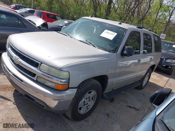 2004 Chevrolet Tahoe LT with VIN 1GNEK13Z44R135183, listed as a IAAI auction lot 42062992 with 248,360 mi miles. Bid and sale history available at carsss.com. Image 2.