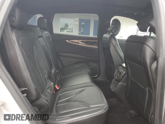 2016 Lincoln MKX Reserve z VIN 2LMTJ8LR5GBL29000, wystawiony jako Copart lot #58273655 z przebiegiem 130 643 mil mil oraz Szkoda całkowita • Salvage title. Historia ofert i sprzedaży dostępna na DreamBid. Obrazek 11.