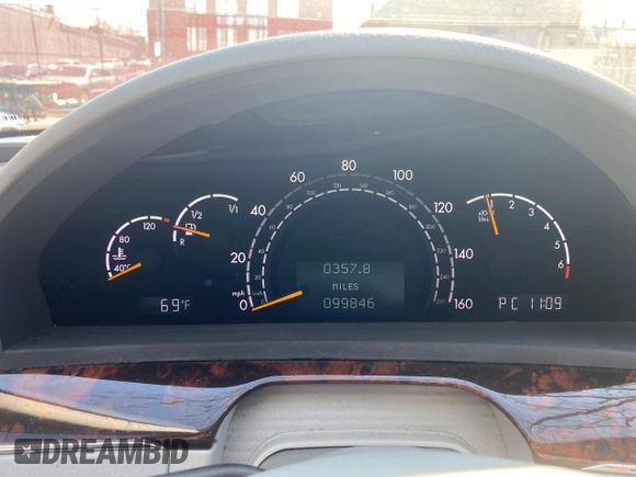 2005 Mercedes-Benz S-Class 5.0L with VIN WDBNG75J35A460118, listed as a Copart auction lot 54772525 with 99,846 mi miles and Salvage Title. Bid and sale history available at carsss.com. Image 8.