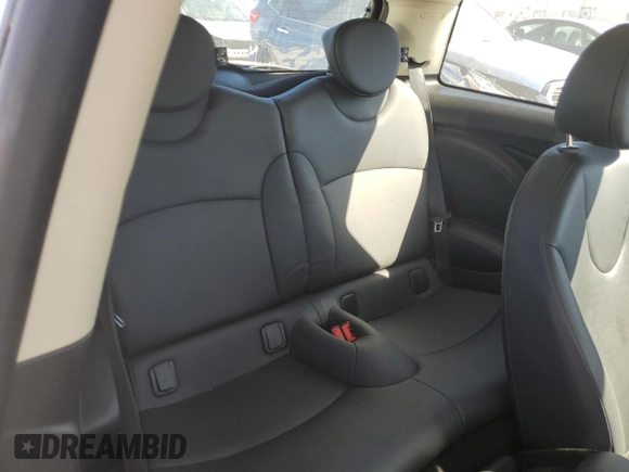 2013 MINI Hardtop with VIN WMWSU3C56DT682857, listed as a Copart auction lot 77677234 with 92,625 mi miles and Clean Title. Bid and sale history available at DreamBid. Image 10.