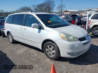 2004 Toyota Sienna XLE with VIN 5TDZA22C54S188623, listed as a IAAI auction lot 41798220 with 285,730 mi miles. Bid and sale history available at carsss.com. Image 1.