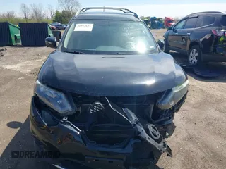 2015 Nissan Rogue SL with VIN 5N1AT2MV0FC767735, listed as a IAAI auction lot 41952625 with 134,870 mi miles and . Bid and sale history available at carsss.com. Image 12.