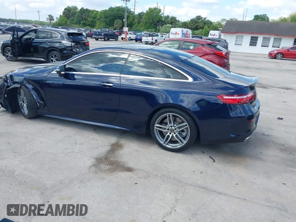 2018 Mercedes-Benz E-Class E 400 with VIN WDD1J6FB4JF054970, listed as a IAAI auction lot 41909770 with 69,700 mi miles. Bid and sale history available at carsss.com. Image 3.