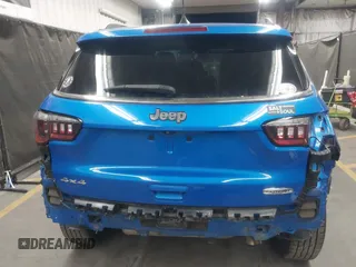 2019 Jeep Compass Latitude z VIN 3C4NJDBB3KT595277, wystawiony jako IAAI lot #42098822 z przebiegiem 68 574 mil mil oraz . Historia ofert i sprzedaży dostępna na DreamBid. Obrazek 17.