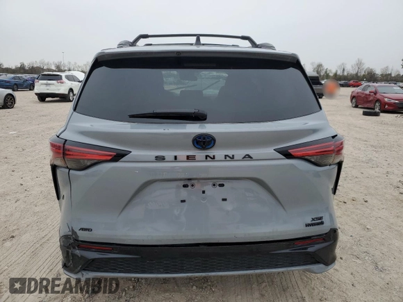 2024 Toyota Sienna LE with VIN 5TDCSKFC1RS131940, listed as a Copart auction lot 88248175 with 6,917 mi miles and Salvage Title. Bid and sale history available at carsss.com. Image 6.