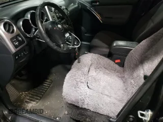 2006 Toyota Matrix STD z VIN 2T1LR30E96C562445, wystawiony jako Copart lot #87267984 z przebiegiem 131 416 mil mil oraz Szkody całkowita. Historia ofert i sprzedaży dostępna na DreamBid. Obrazek 7.