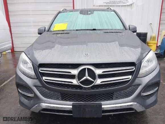2018 Mercedes-Benz GLE with VIN 4JGDA5JBXJB001718, listed as a IAAI auction lot 41567368 with NaN miles. Bid and sale history available at carsss.com. Image 13.