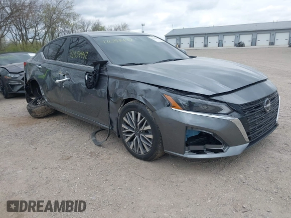 2023 Nissan Altima SV z VIN 1N4BL4DV7PN413629, wystawiony jako IAAI lot #42034442 z przebiegiem 15 421 mil mil oraz . Historia ofert i sprzedaży dostępna na DreamBid. Obrazek 1.