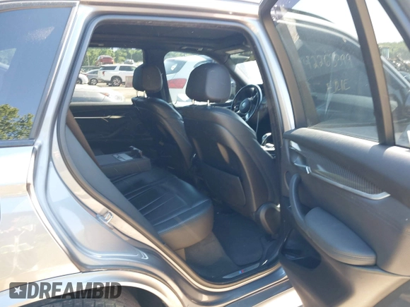 2014 BMW X5 xDrive35i z VIN 5UXKR0C5XE0K42788, wystawiony jako IAAI lot #42263399 z przebiegiem 138 644 mil mil oraz . Historia ofert i sprzedaży dostępna na DreamBid. Obrazek 8.