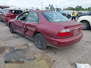 1997 Honda Accord LX с VIN 1HGCD5639VA217677, выставлен на аукционе IAAI как лот 42137200 с пробегом 140 193 миль миль и . История ставок и продаж доступна на DreamBid. Изображение 3.