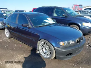 2003 BMW 3 Series 325i with VIN WBAEV33403KL61113, listed as a IAAI auction lot 41775831 with 199,126 mi miles and . Bid and sale history available at DreamBid. Image 1.