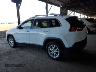 2017 Jeep Cherokee Latitude with VIN 1C4PJLCB7HW619410, listed as a Copart auction lot 49455815 with 142,214 mi miles and Salvage Title. Bid and sale history available at carsss.com. Image 2.