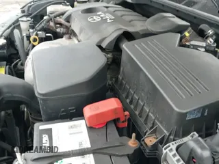 2010 Toyota Camry LE z VIN 4T4BF3EK1AR003066, wystawiony jako IAAI lot #43385166 z przebiegiem 226 086 mil mil oraz . Historia ofert i sprzedaży dostępna na DreamBid. Obrazek 20.