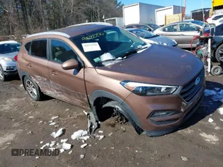 2016 Hyundai Tucson SE z VIN KM8J3CA4XGU063653, wystawiony jako IAAI lot #41622270 z przebiegiem 103 270 mil mil oraz . Historia ofert i sprzedaży dostępna na DreamBid. Obrazek 1.