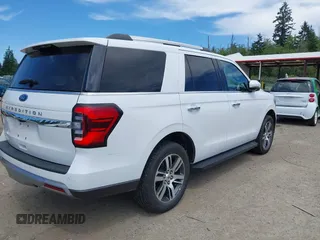 2024 Ford Expedition Limited с VIN 1FMJU2A88REA35566, выставлен на аукционе IAAI как лот 42478954 с пробегом 31 932 миль миль и . История ставок и продаж доступна на DreamBid. Изображение 4.