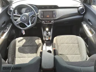 2020 Nissan Kicks SV with VIN 3N1CP5CV0LL549446, listed as a Copart auction lot 54381605 with 104,566 mi miles and Clean Title. Bid and sale history available at carsss.com. Image 8.