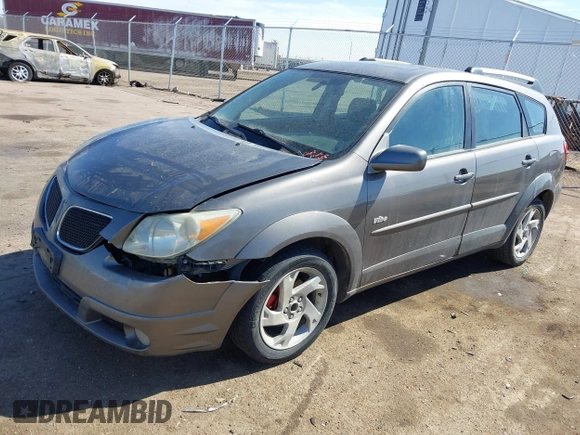 2005 Pontiac Vibe with VIN 5Y2SL63815Z464521, listed as a IAAI auction lot 41821708 with 290,636 mi miles. Bid and sale history available at carsss.com. Image 2.