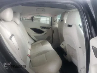 2020 Jaguar I-Pace SE z VIN SADHC2S16L1F88522, wystawiony jako Copart lot #65587214 z przebiegiem 19 533 mil mil oraz Szkoda całkowita • Salvage title. Historia ofert i sprzedaży dostępna na DreamBid. Obrazek 10.