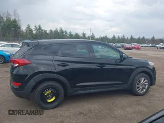 2018 Hyundai Tucson SE z VIN KM8J2CA47JU820390, wystawiony jako IAAI lot #42104349 z przebiegiem 11 725 mil mil oraz . Historia ofert i sprzedaży dostępna na DreamBid. Obrazek 13.