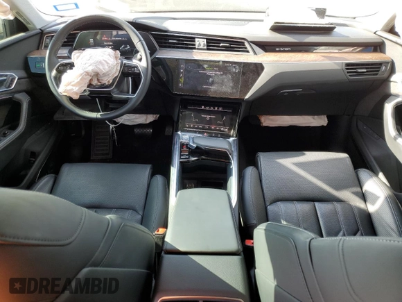 2019 Audi e-tron Prestige with VIN WA1VABGEXKB011122, listed as a Copart auction lot 48333563 with 25,542 mi miles. Bid and sale history available at carsss.com. Image 8.