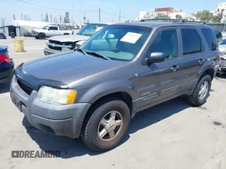 2002 Ford Escape XLT Choice with VIN 1FMYU03142KC99894, listed as a IAAI auction lot 42506225 with 108,621 mi miles and . Bid and sale history available at DreamBid. Image 2.