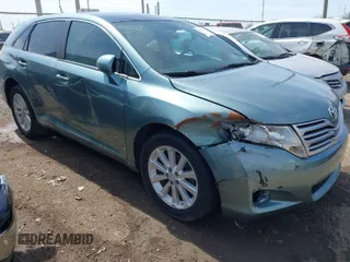 2010 Toyota Venza with VIN 4T3ZA3BBXAU037042, listed as a IAAI auction lot 41913264 with 194,847 mi miles. Bid and sale history available at carsss.com. Image 1.