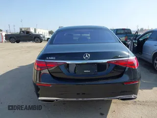 2022 Mercedes-Benz S 580 with VIN W1K6G7GB1NA121987, listed as a IAAI auction lot 42174949 with 90,708 mi miles and . Bid and sale history available at carsss.com. Image 16.