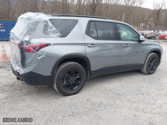 2023 Chevrolet Traverse LT Cloth with VIN 1GNEVGKW9PJ291370, listed as a IAAI auction lot 41678242 with 33,342 mi miles. Bid and sale history available at carsss.com. Image 4.