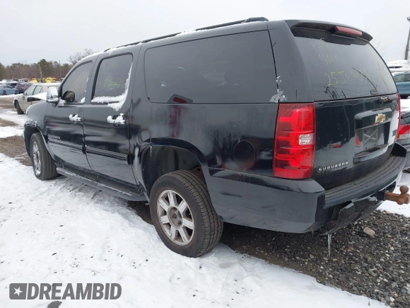 2010 Chevrolet Suburban LS with VIN 1GNUKHE37AR203811, listed as a IAAI auction lot 41304431 with Not provided miles and . Bid and sale history available at DreamBid. Image 3.