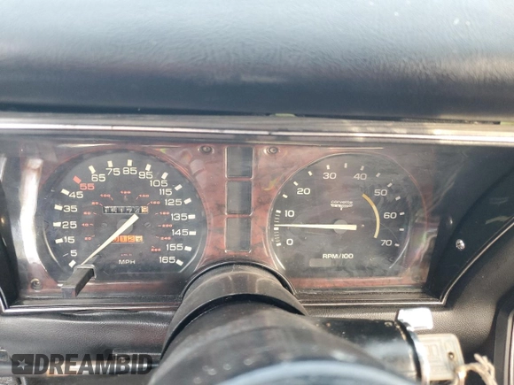 1980 Chevrolet Corvette z VIN 1Z878AS408894, wystawiony jako Copart lot #86595784 z przebiegiem 151 748 mil mil oraz Szkoda całkowita • Salvage title. Historia ofert i sprzedaży dostępna na DreamBid. Obrazek 9.