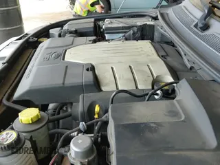 2007 Land Rover Range Rover Sport SC z VIN SALSH23497A110098, wystawiony jako IAAI lot #42524882 z przebiegiem 125 065 mil mil oraz . Historia ofert i sprzedaży dostępna na DreamBid. Obrazek 19.