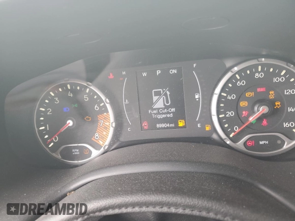 2020 Jeep Renegade Latitude with VIN ZACNJABB9LPL58359, listed as a Copart auction lot 71447094 with 89,904 mi miles and Salvage Title. Bid and sale history available at DreamBid. Image 9.