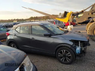 2019 Nissan Kicks SV with VIN 3N1CP5CU9KL532716, listed as a IAAI auction lot 41296143 with 76,900 mi miles and . Bid and sale history available at carsss.com. Image 13.